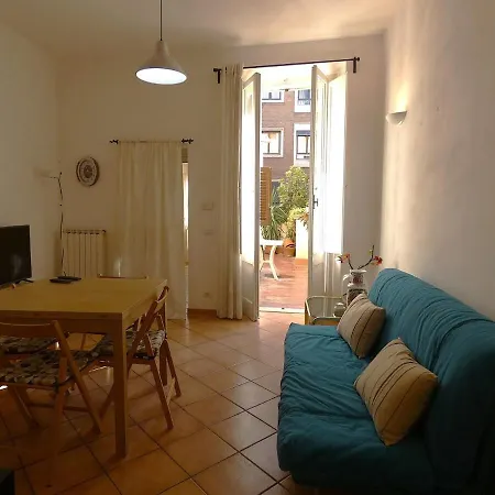 Scappo In Umbria, Torre Barbarasa Apartment *